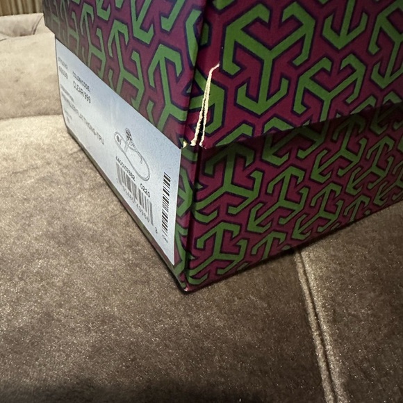 Tory Burch Mini Miller Flat Thong Sandals - Picture 6 of 6